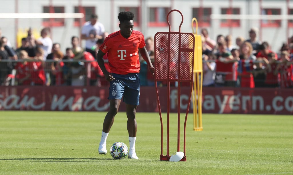 MUNICH, GERMANY - SEPTEMBER 15: Alphonso Davies of FC Bayern Muenchen kicks the ball during a training session at Saebener Strasse training ground on September 15, 2019 in Munich, Germany. (Photo by Alexandra Beier/Bongarts/Getty Images)