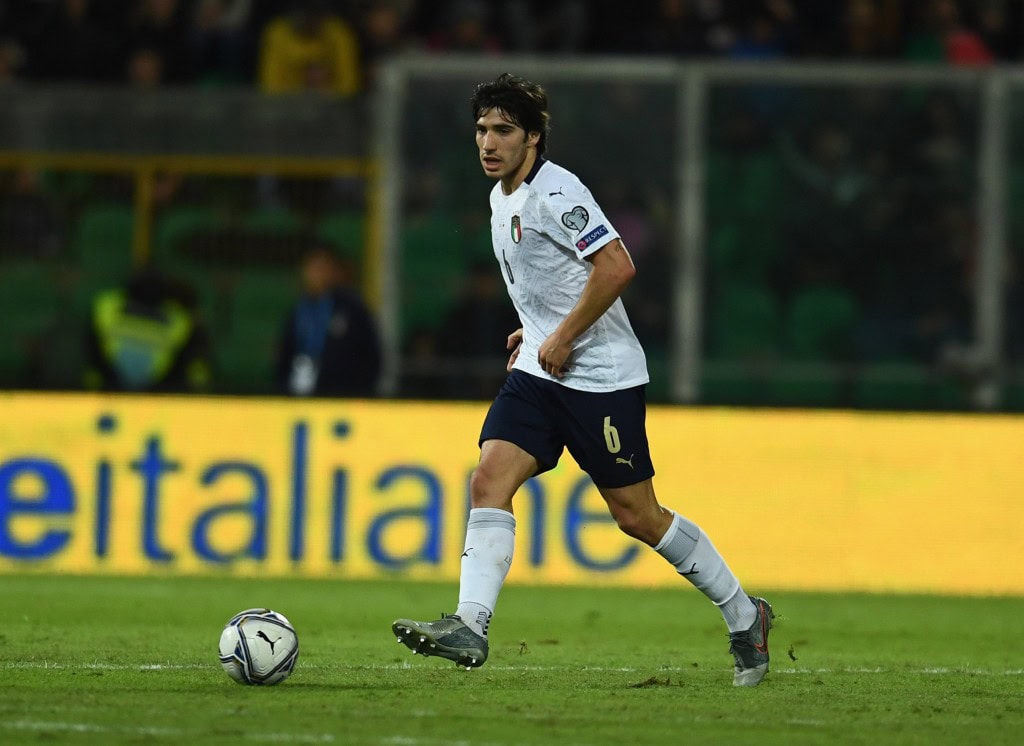Tonali is the new Italian sauce and the Milan clubs want him. Can Manchester United play spoilsport? (Picture Courtesy - AFP/Getty Images)