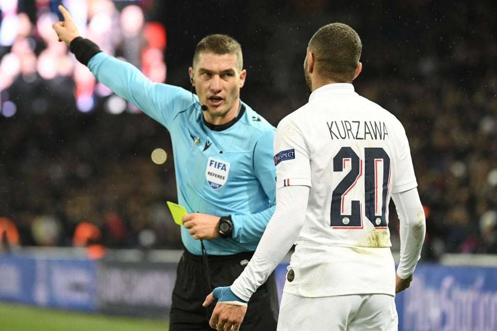 It's that way to London. (Photo by Bertrand Guay/AFP via Getty Images)