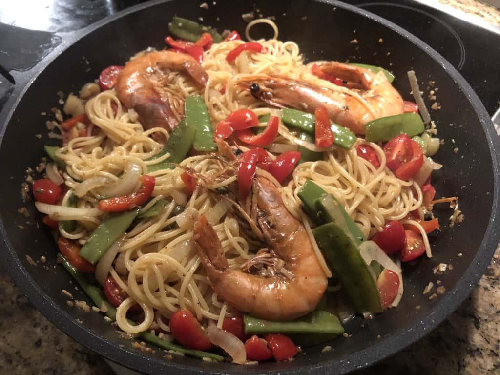 Shrimp garlic spaghetti