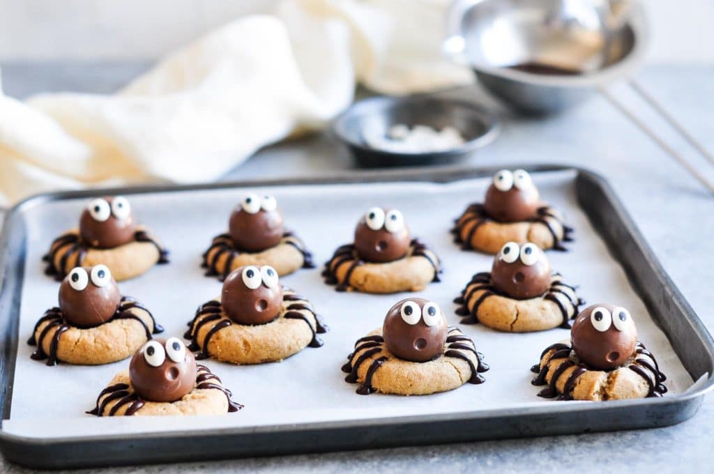PEANUT BUTTER SPIDER COOKIES