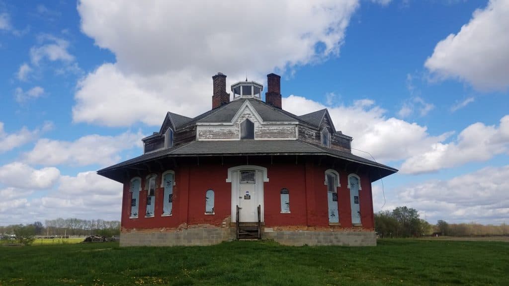 Octagon House Spring 2019