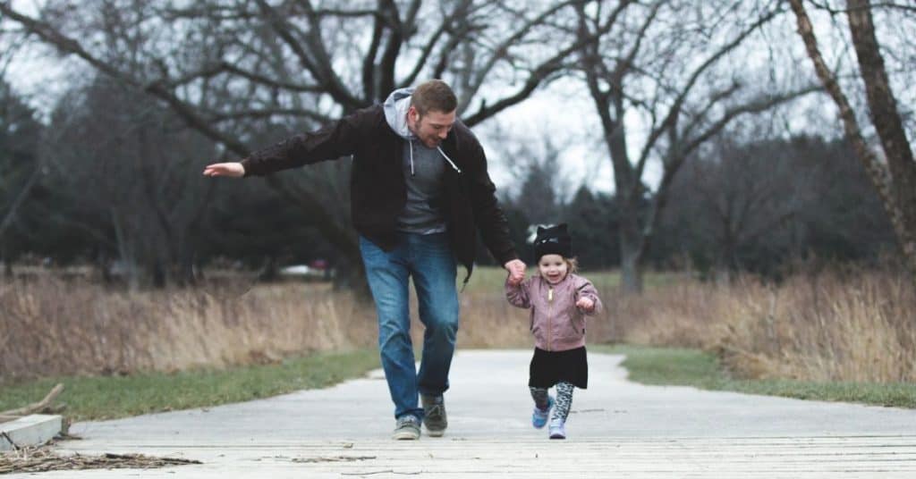 dad and child