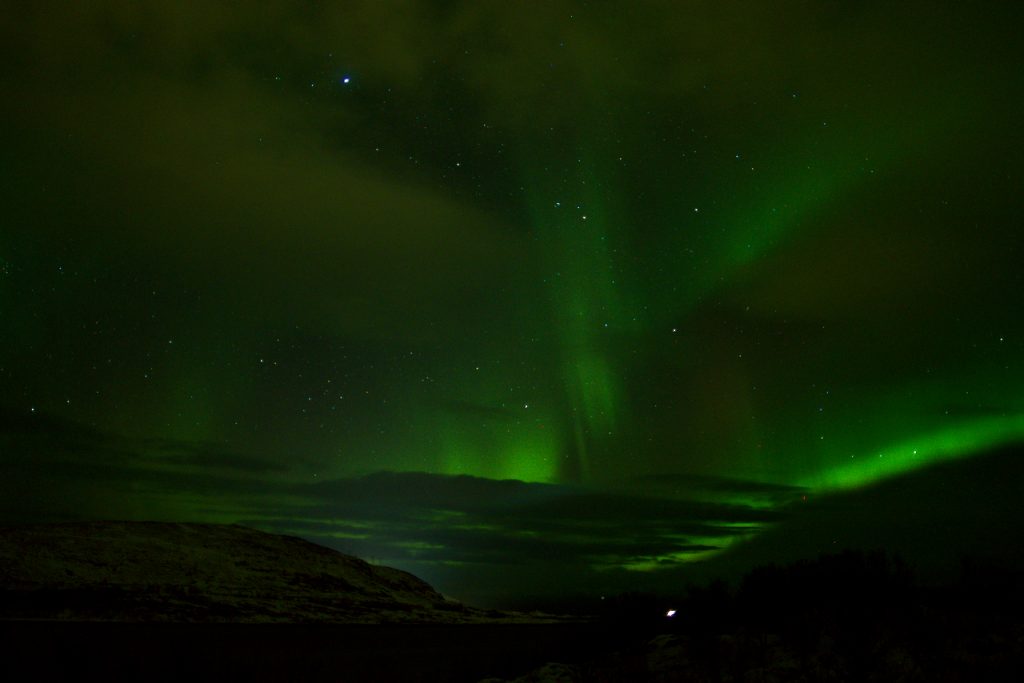 Unbeschreibliche Nordlichter in Sommarøy Troms Unbeschreibliche Nordlichter in Sommarøy Troms
