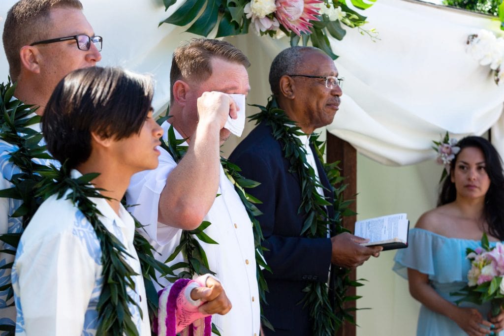 hawaiian backyard wedding