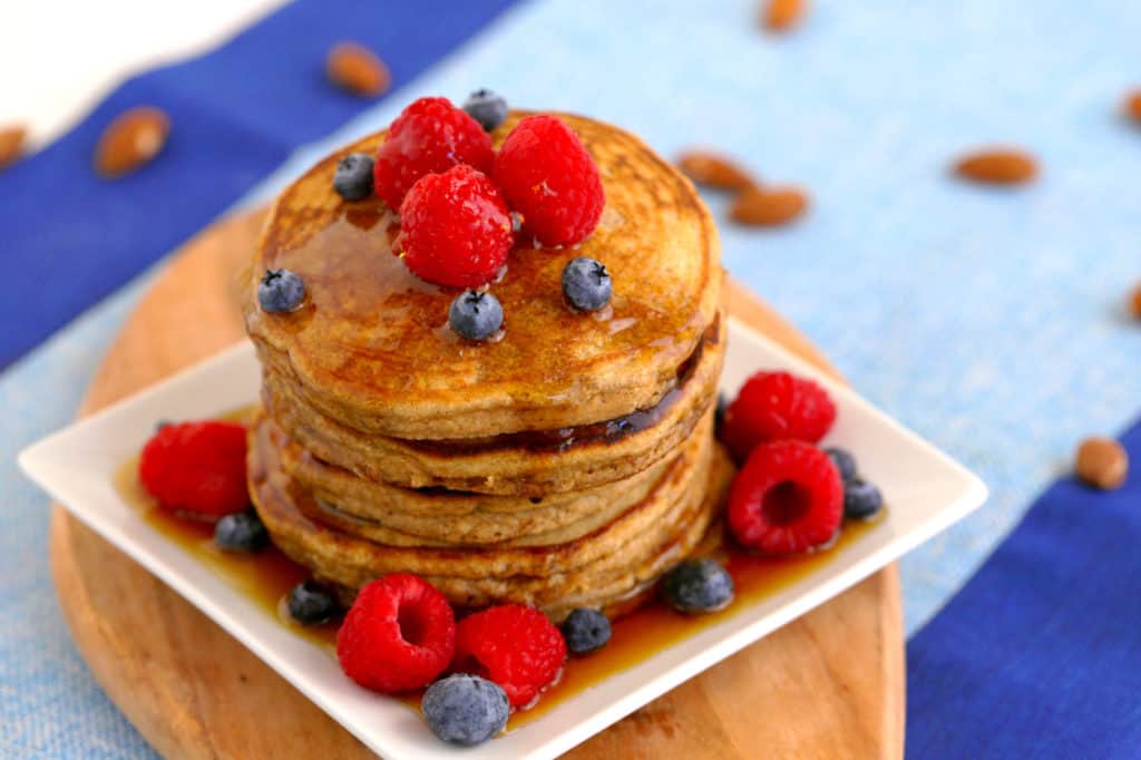 Keto pancakes, almond flour pancake recipe, low carb pancakes, keto pancake recipe, keto friendly pancakes, keto breakfast ideas, low carb breakfast recipes, keto meal prep, keto diet recipes, keto breakfast meal prep