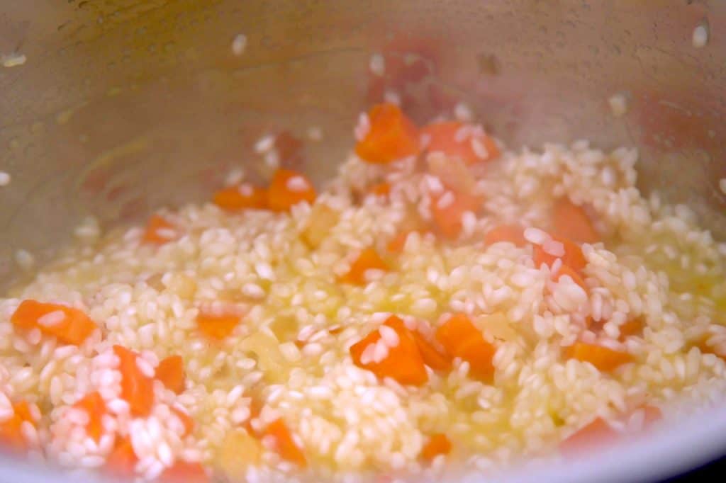 Instant Pot Risotto Recipes, healthy risotto, vegetarian risotto recipe, homemade risotto, pressure cooker recipes, healthy pressure cooker recipes, vegan instant pot recipes, instant pot vegan risotto, how to cook arborio rice in instant pot