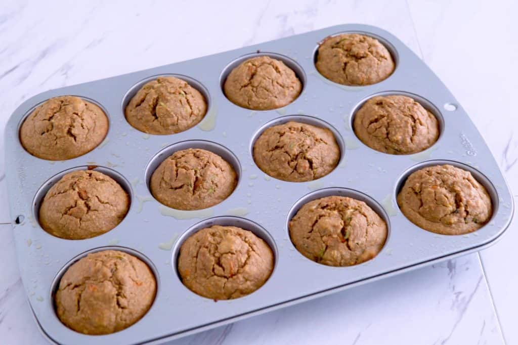 Gluten free zucchini carrot muffins, zucchini bread muffins, flourless oatmeal muffins, breakfast muffin recipes, zucchini and carrot muffins, fun breakfast ideas