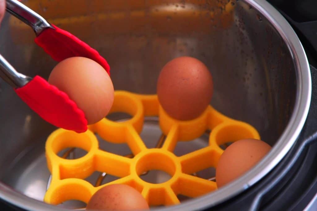 Cook Instant Pot Boiled Eggs 3-7 Minutes