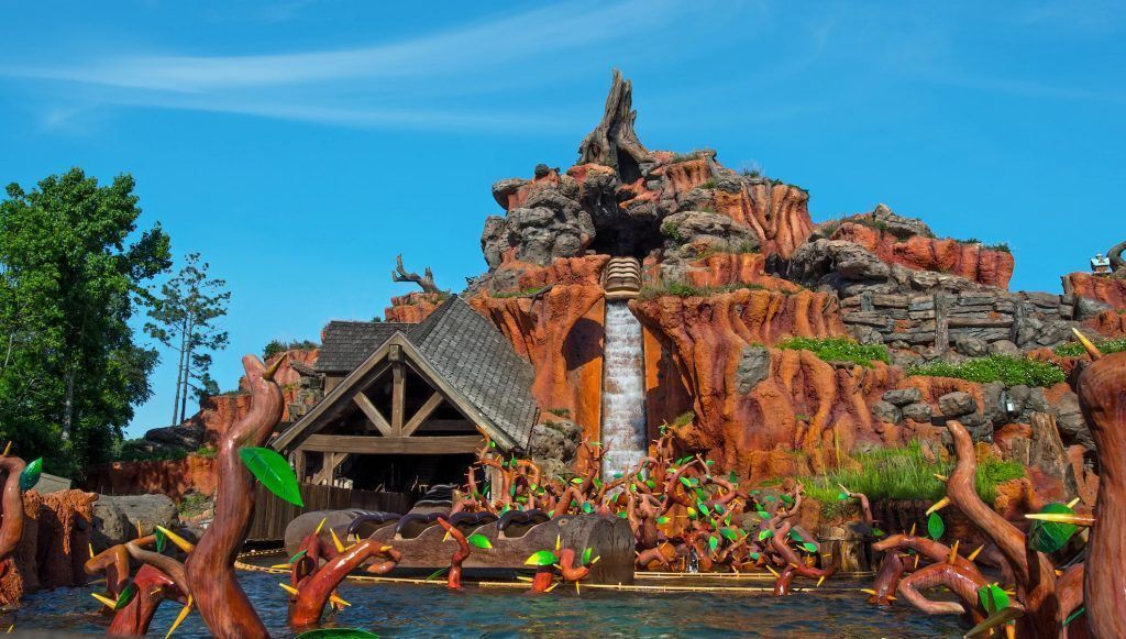 Atracción de Splash Mountain en el parque Magic Kingdom en Disney World Orlando
