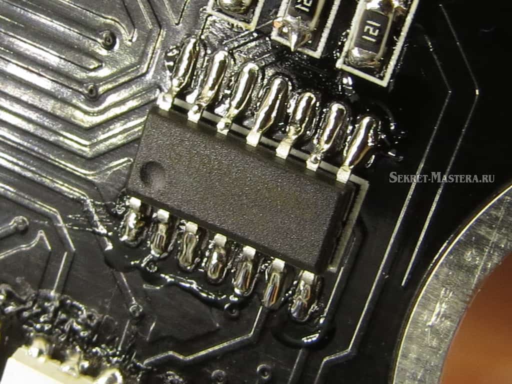 Микросхема установлена на плате спинера Спинер с LED