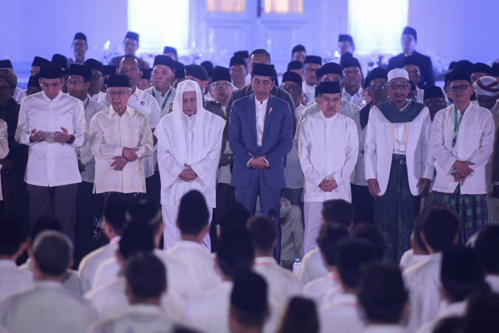 President Jokowi and Vice President Jusuf Kalla attend the National Prayer event to commemorate Indonesia’s 74th independence anniversary, at the Courtyard of the Merdeka Palace, Jakarta, Thursday (1/8). (Photo by: Agung/PR)