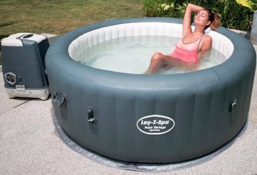 small inflatable hot tub spa