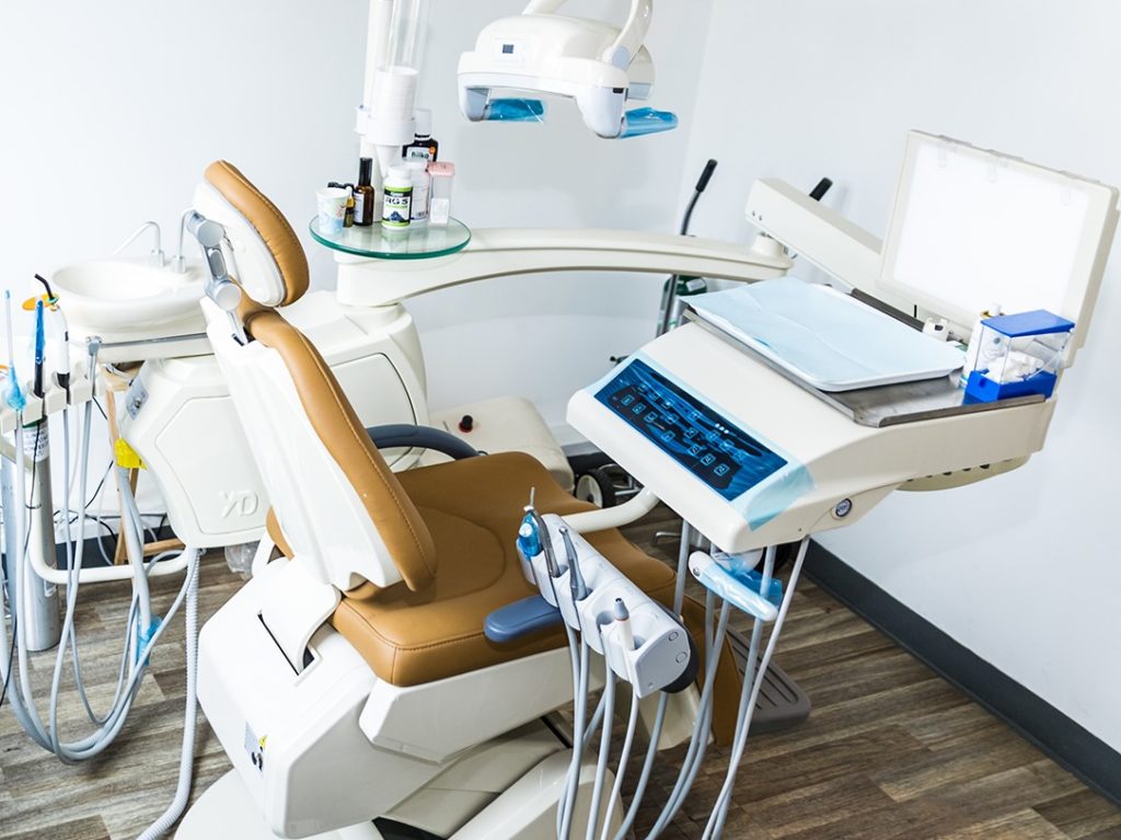 Costa Rican BioDental BioCompatible Materials and Safe Mercury Amalgams Removal