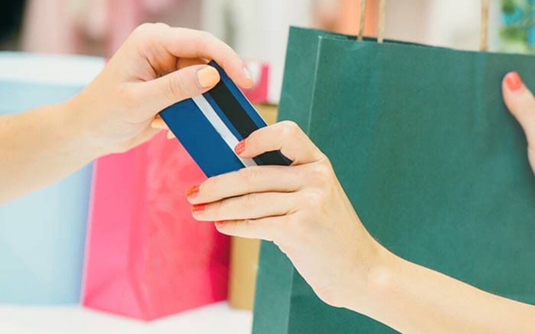 How to set (and stick to) a clothing budget