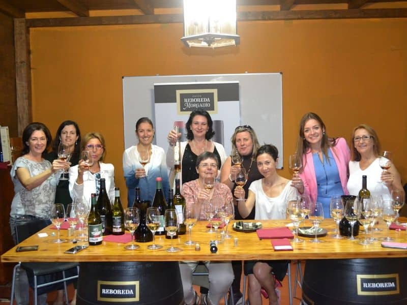 Executivas visita la Bodega Reboreda Morgadío en plena vendimia