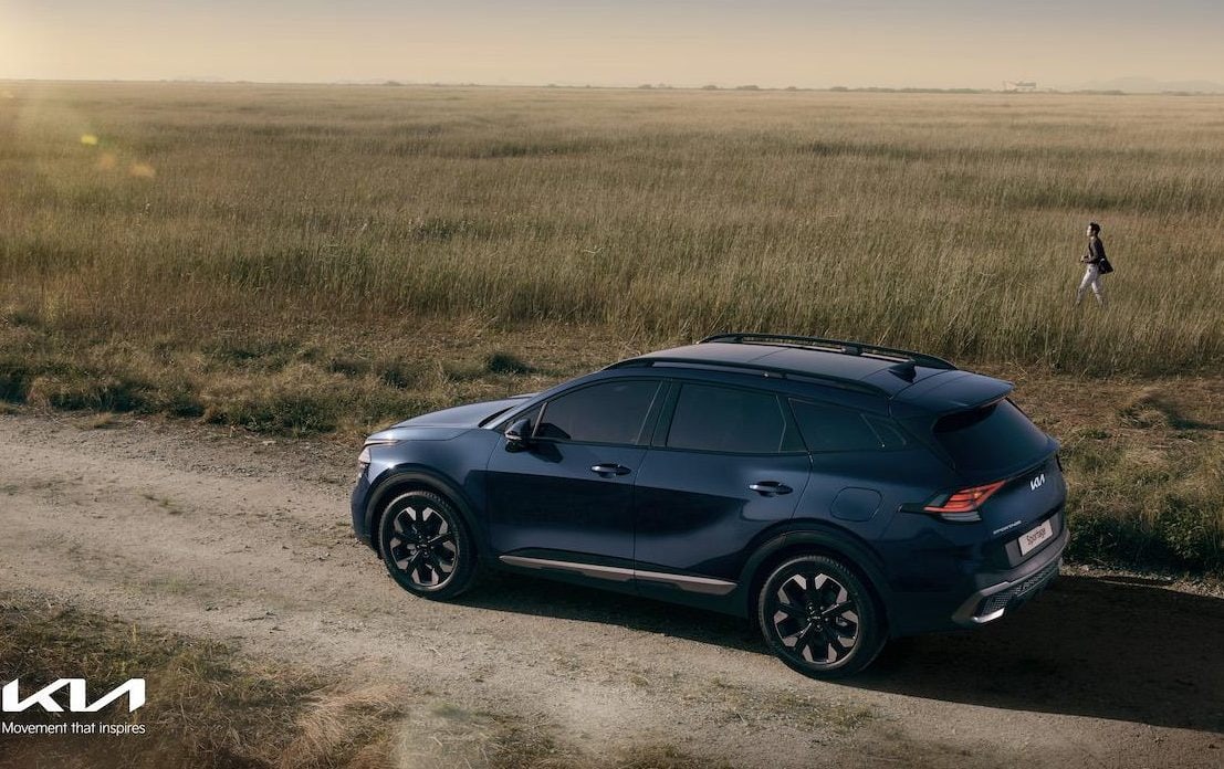 5th generation 2022 Kia Sportage exterior in motion
