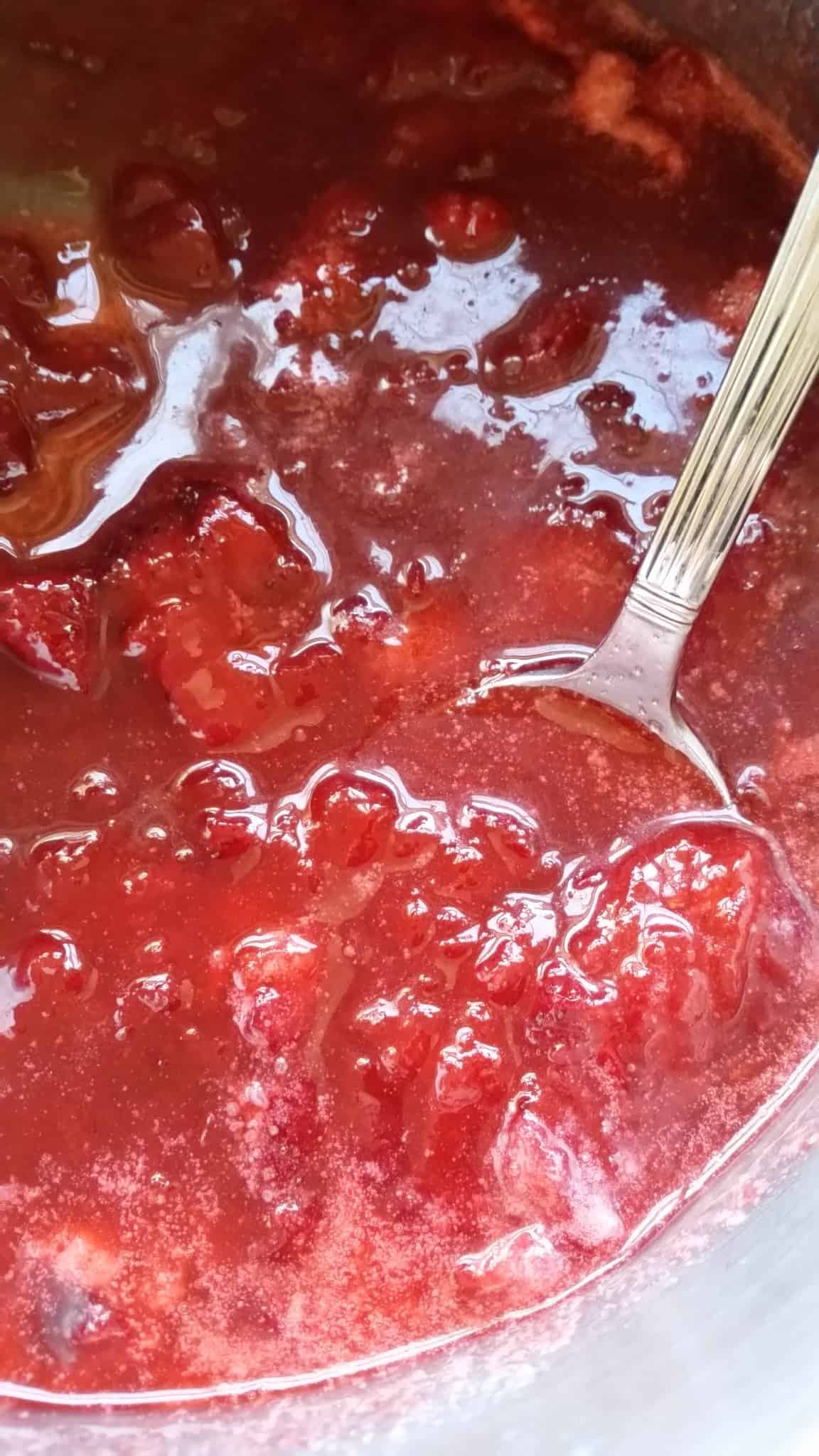 Strawberry Cheesecake Puffs