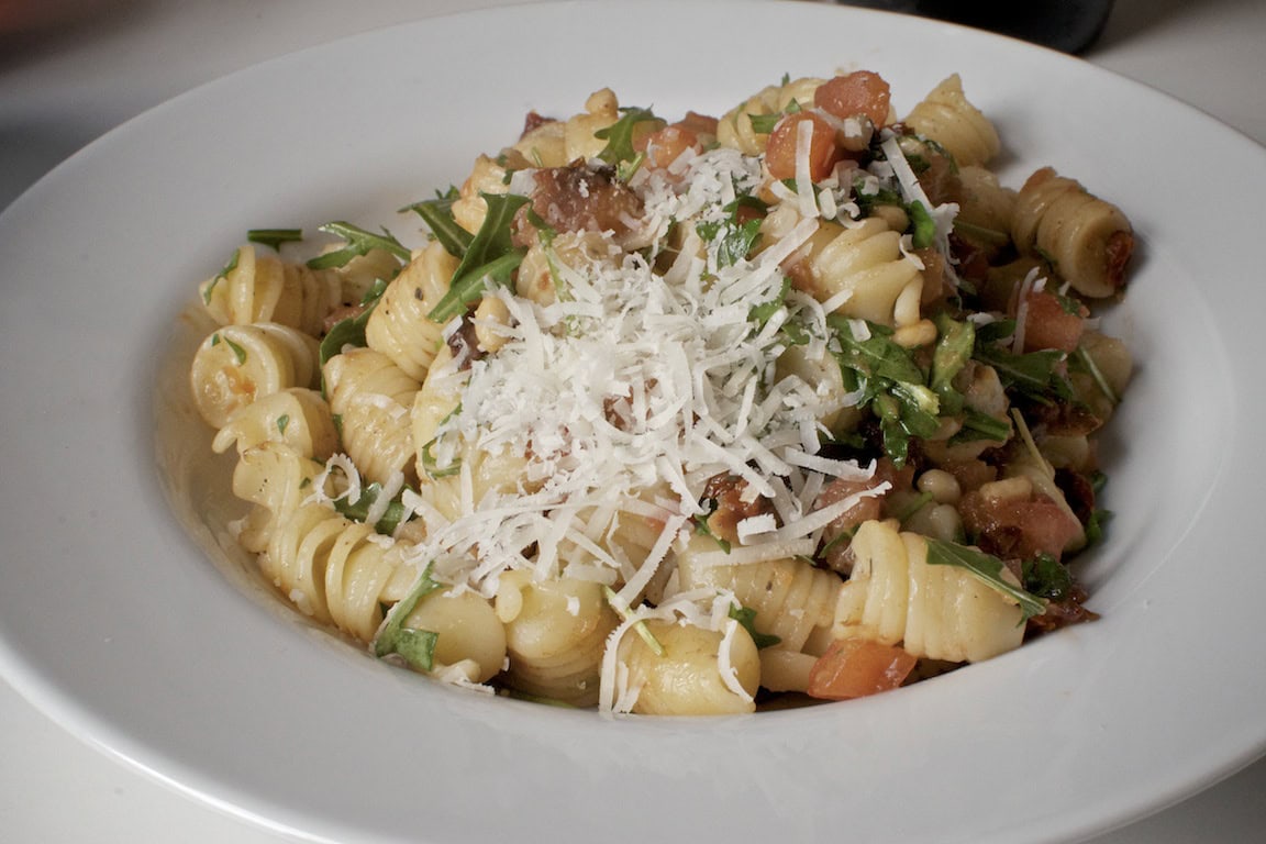 Pasta mit Sardellen & Rucola | Foto: Gerhard Bauer, ISARBLOG