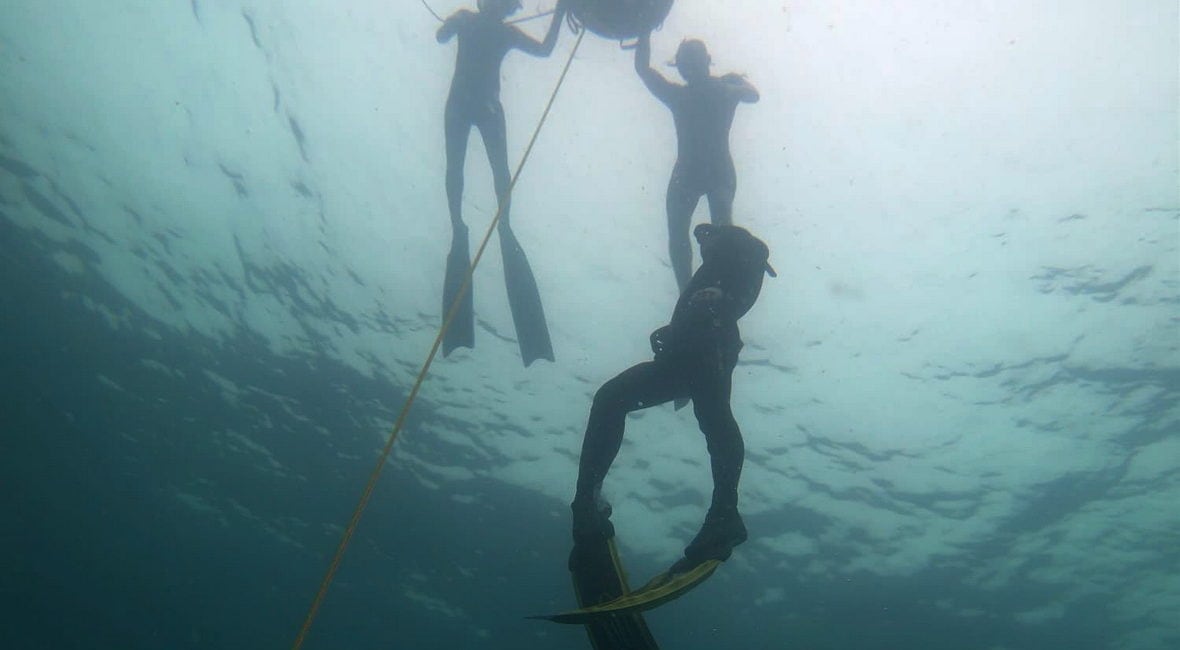 freediving wirh friend