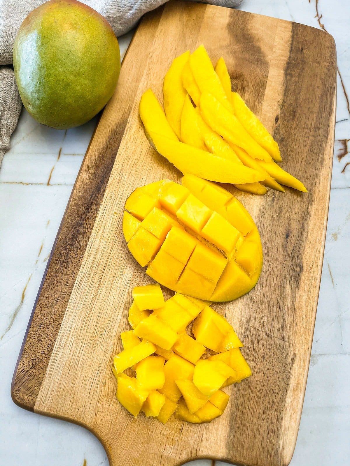 How To Eat A Mango Healthier Steps