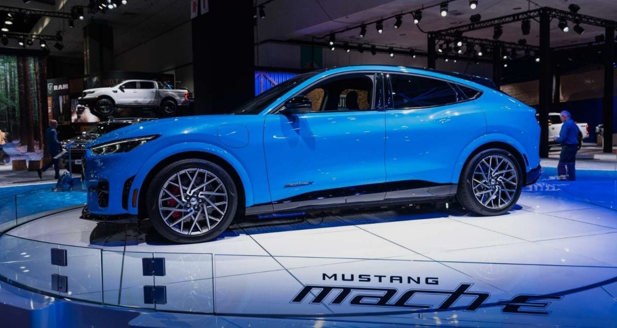 Novo Ford Mustang Mach-E foi adiado para 2021 - Leak