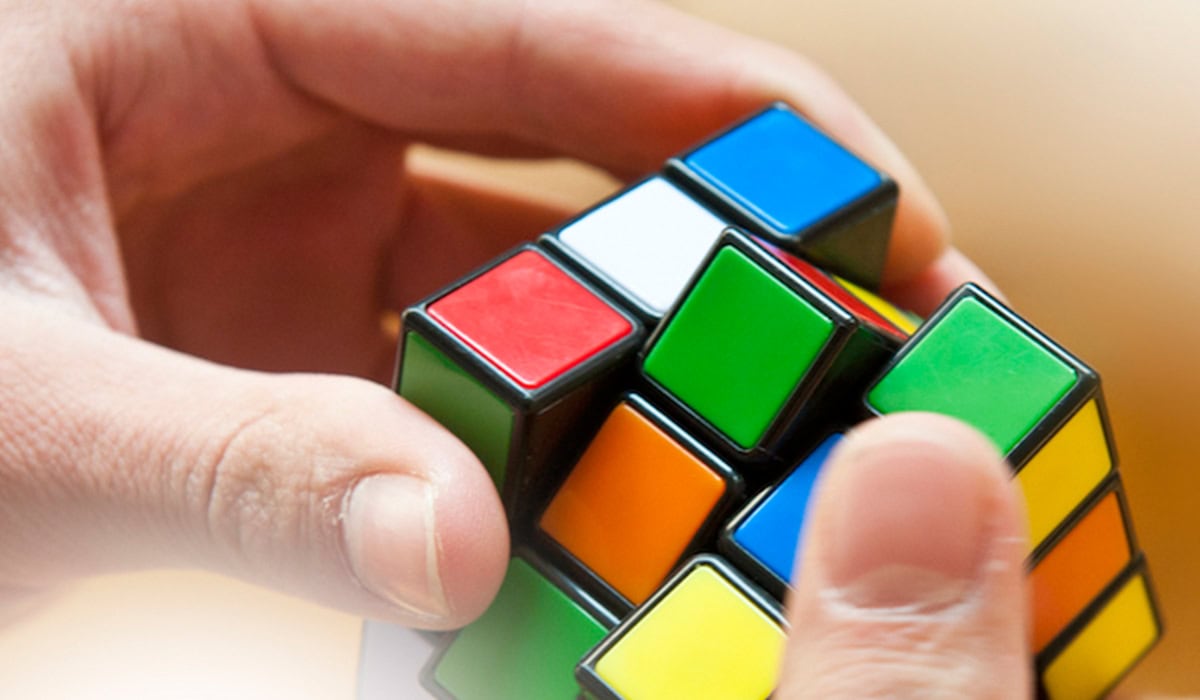 AEG Wordpress Images Web 1200x700 0038 RubiksCube IStock 469830534