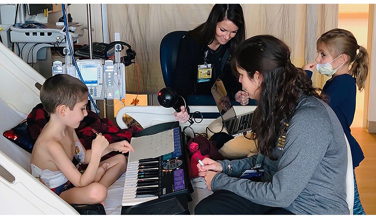 Heartbeat Songs Offer Young Transplant Patients Special Gift