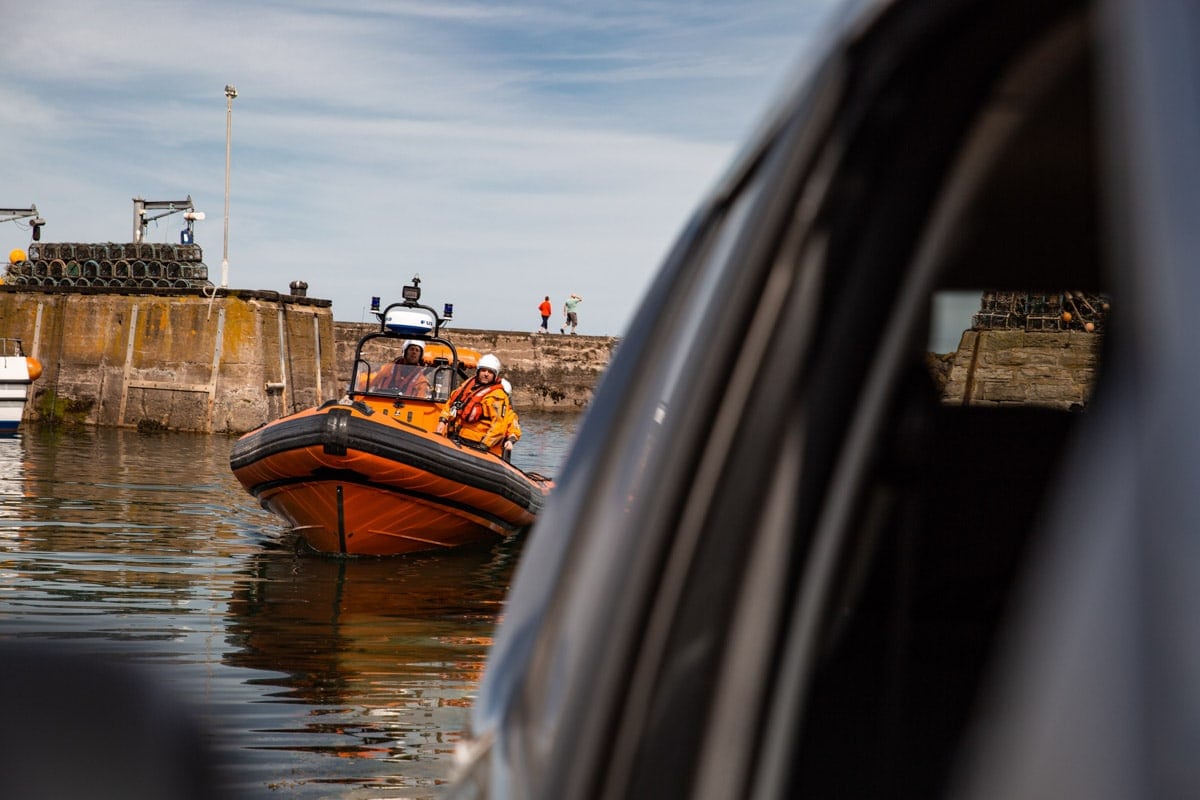Commercial photoshoot in st abbs scotland for a recruitment campaign