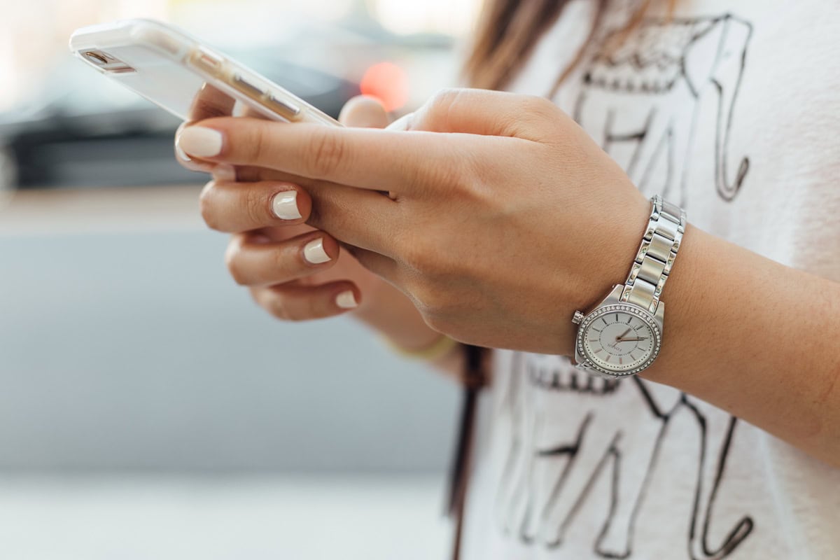 The quality time love language means removing distractions like your phone.