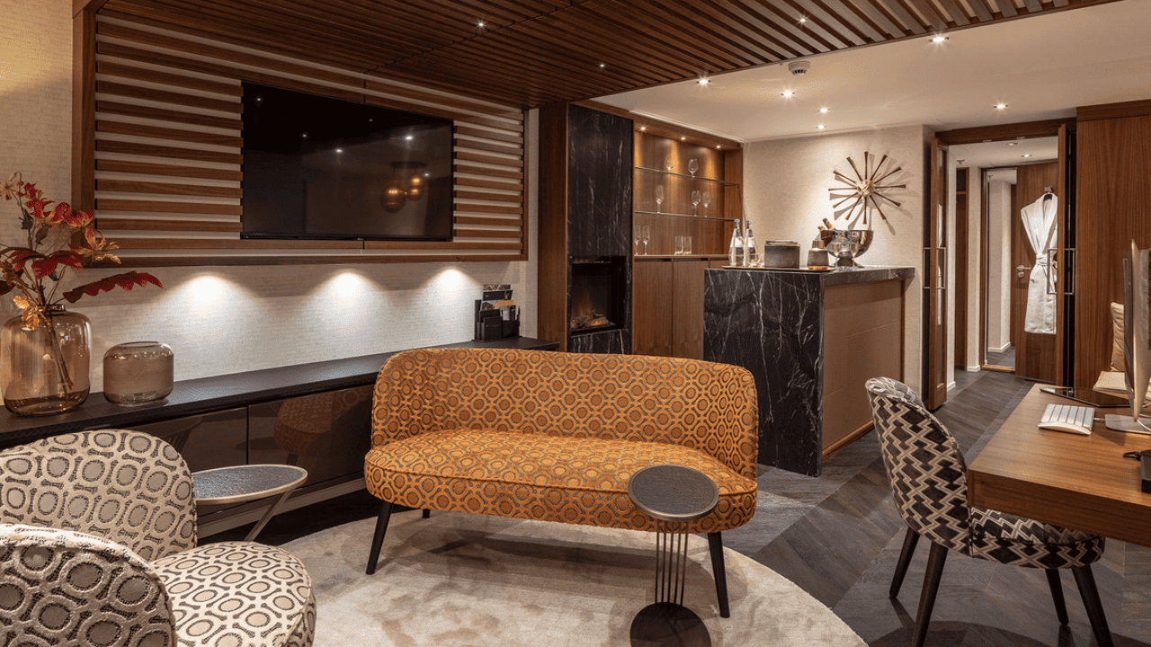 Owners Suite 1