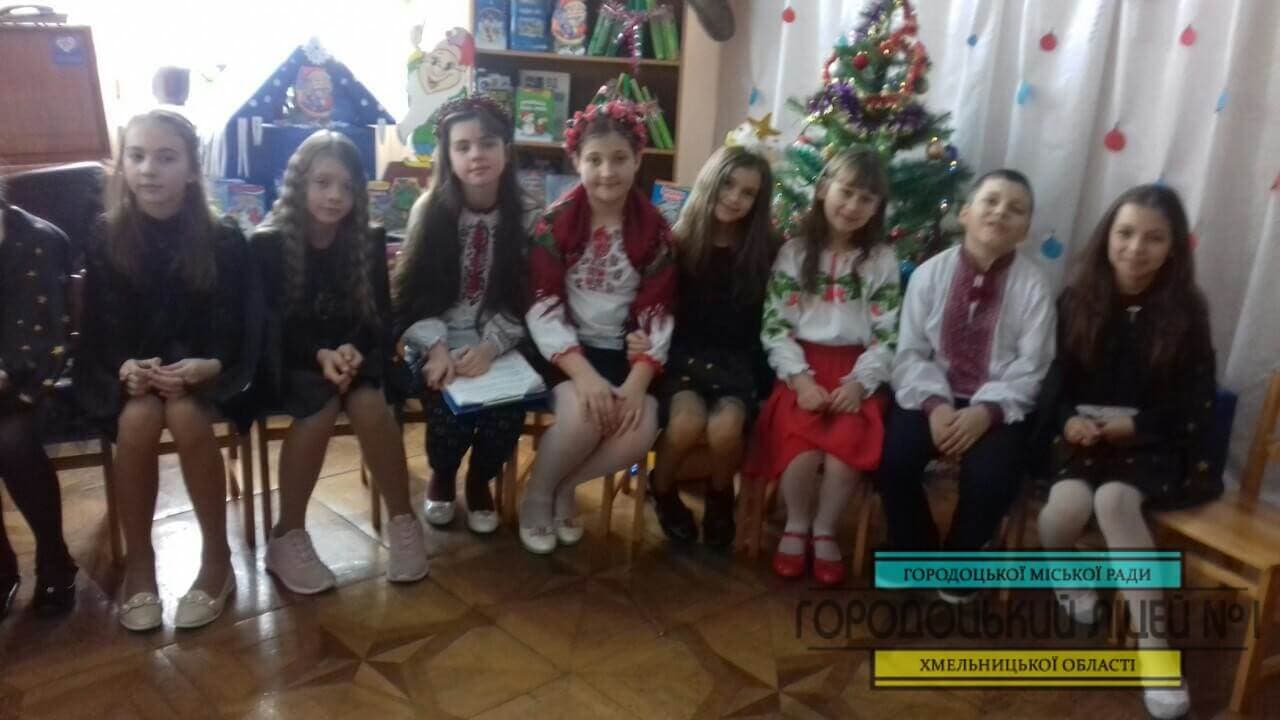 Святий Миколаю, прийди до нас з раю 0 02 07 1931930ef8a05ebf8adc8efb4977a315b5e7cece171ca35445ec010c7defdb87 full - Святий Миколаю, прийди до нас з раю