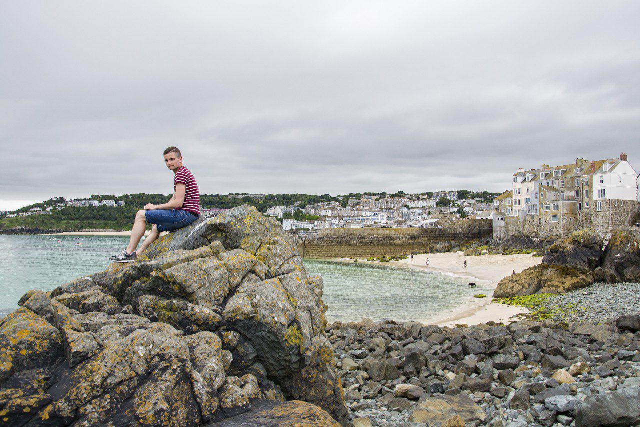 Bartek na plaży w St Ives