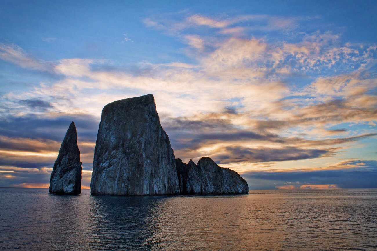 Kicker-Rock-San-Cristobal-Galapagos-Islands
