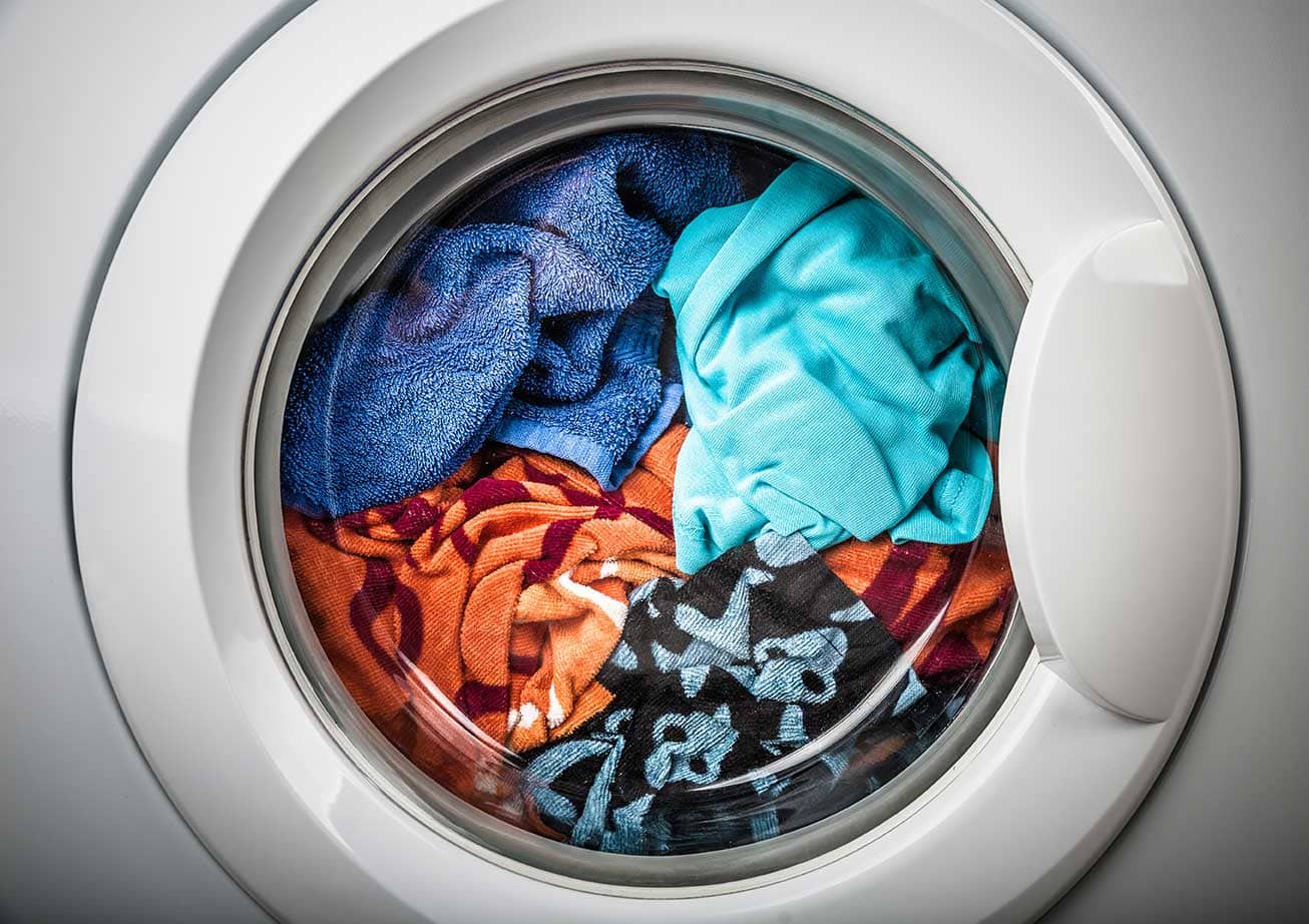 Washing Colored Clothes In Hot Water / Top Tips To Prevent Colors From Fading / Hot water can cause bright colors to run and fade, and can shrink.