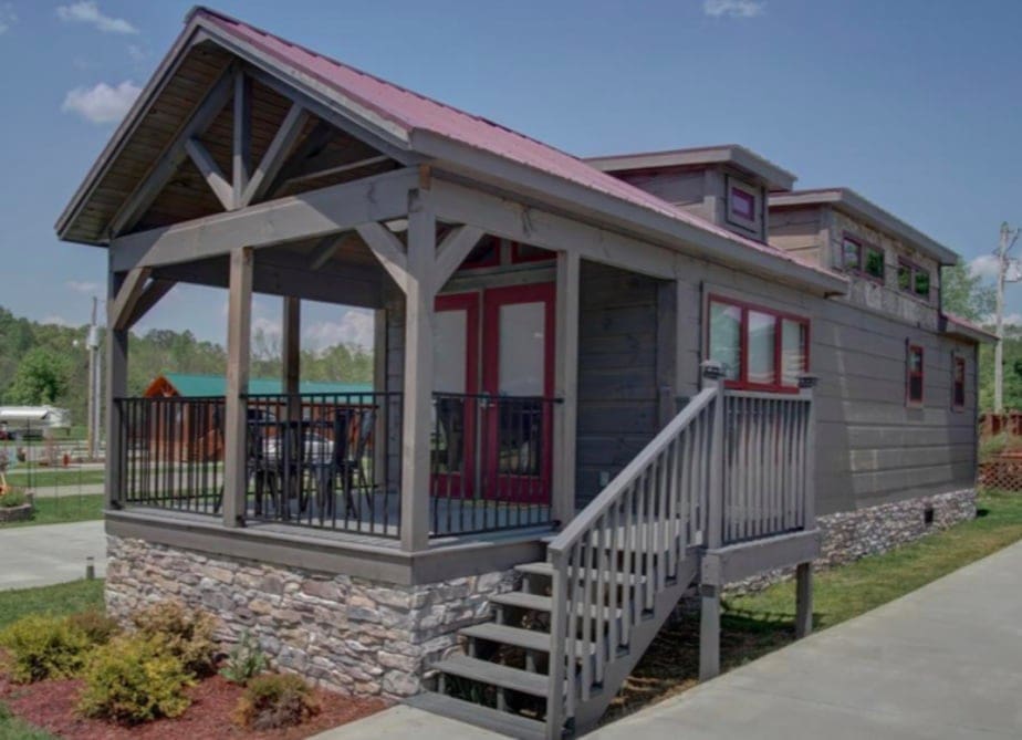 Alpine Tiny Log Homes