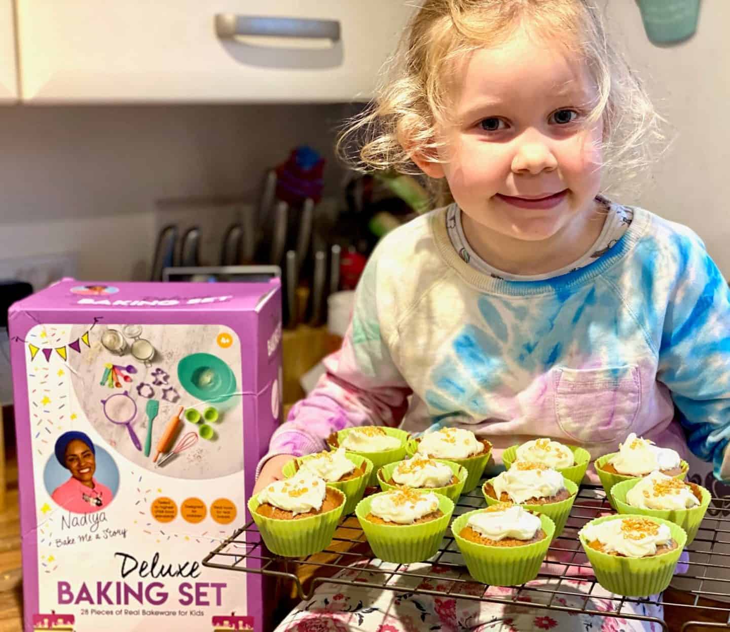 L's Bakes - Carrot Cake Cupcakes with Cream Cheese Frosting