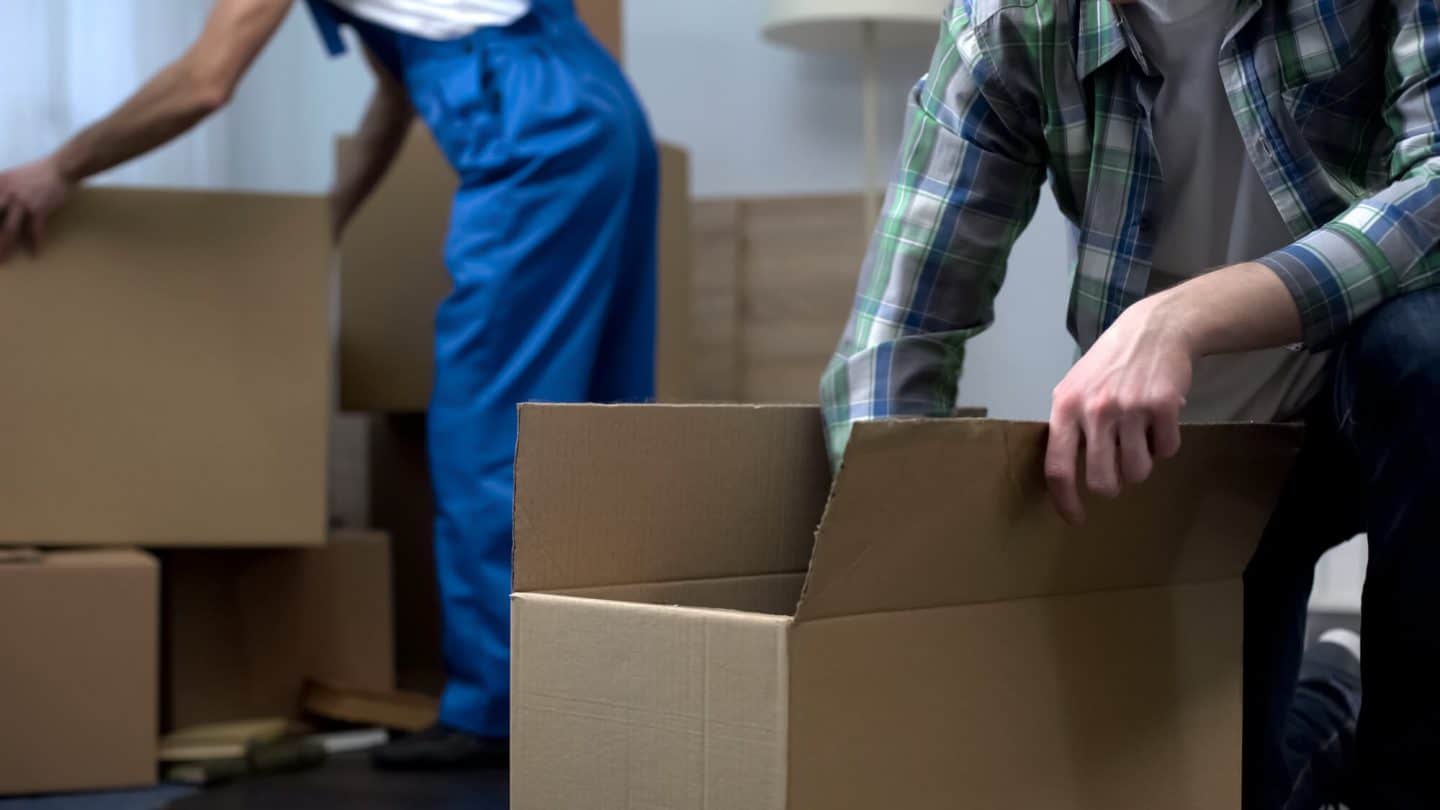 Moving Right: The Key Steps You Need to Take in Choosing the Right Moving Company