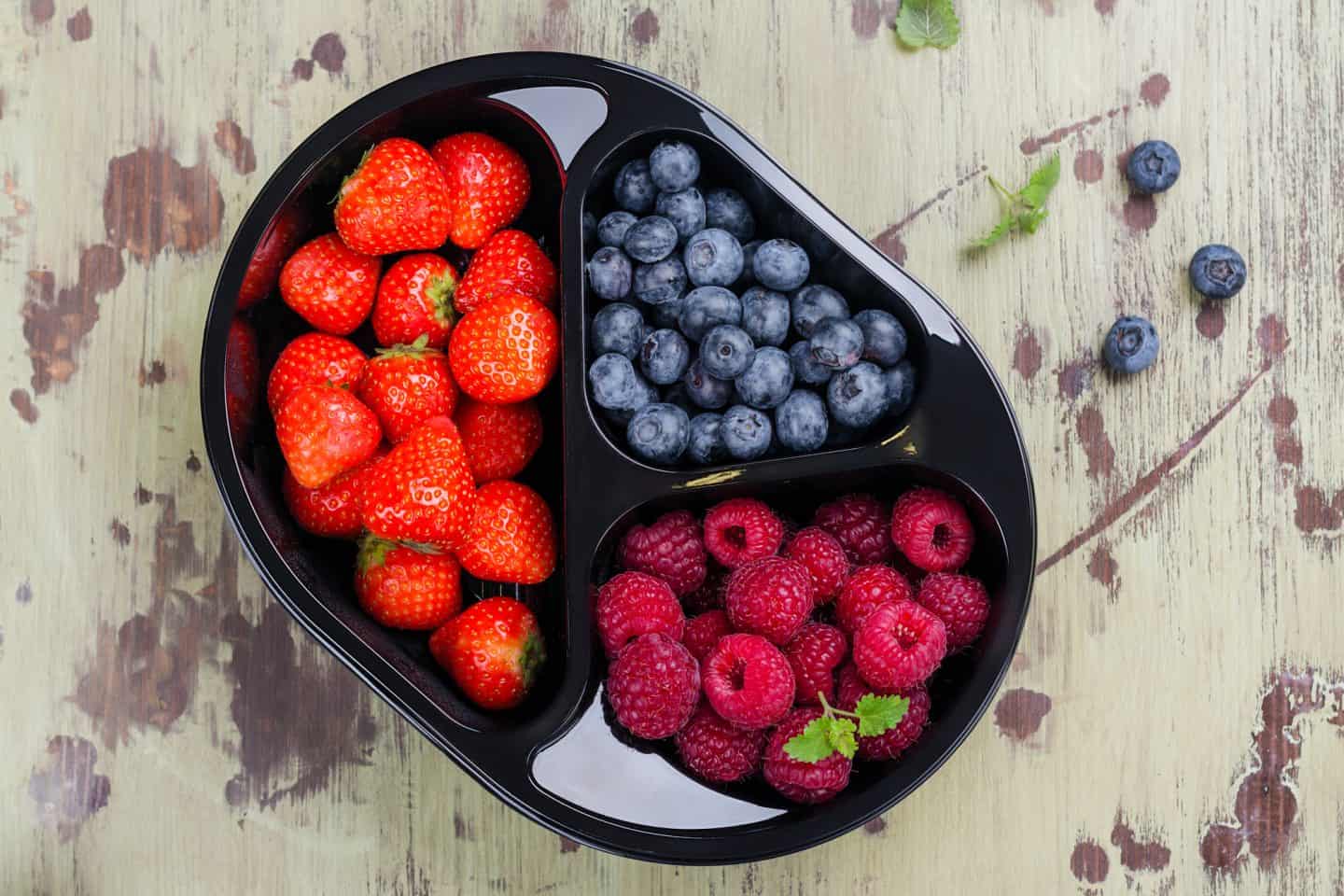 berries in container