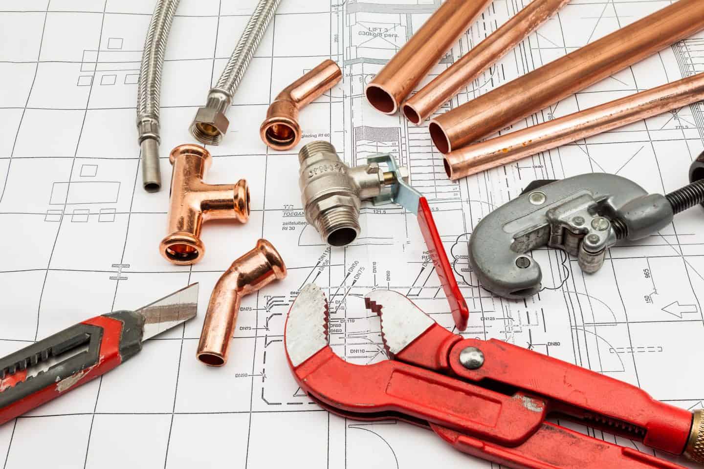 Homeowners who aim to manage less complex problems on their own need the right tools. The following are 7 plumbing tools every DIY homeowner should have