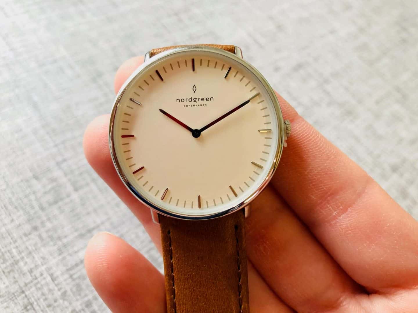 Nordgreen-unisex-watch-in-hand
