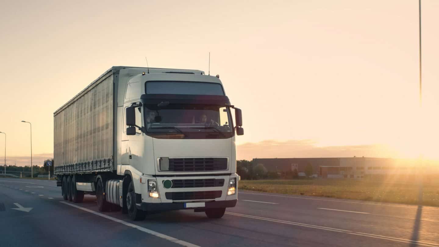 What To Consider Before Becoming A Commercial Truck Driver