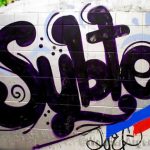 Graffiti that says 'subte'