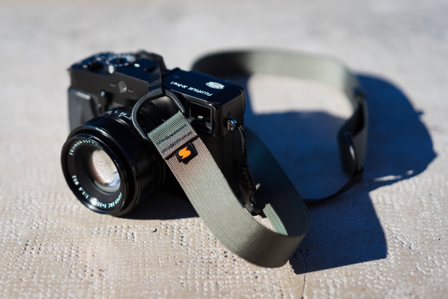 fujixpassion.com تي سيمپلر M1a Mirrorless ڪئميرا پٽي جو جائزو وٺو