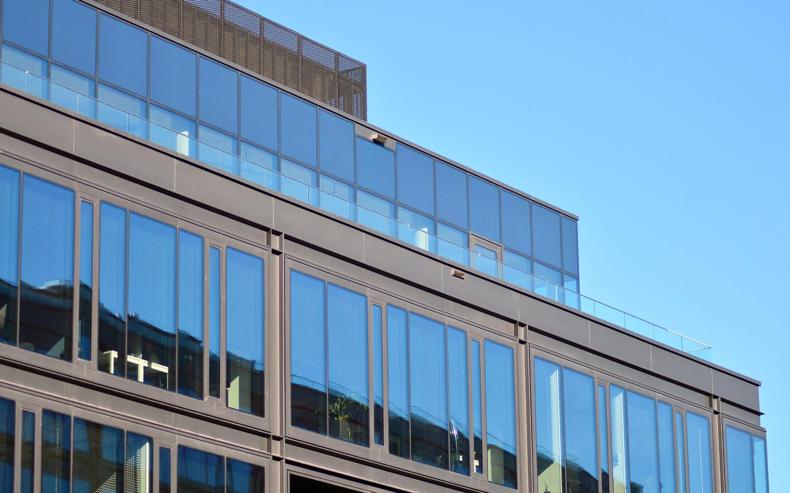 glass railings building glass railings building