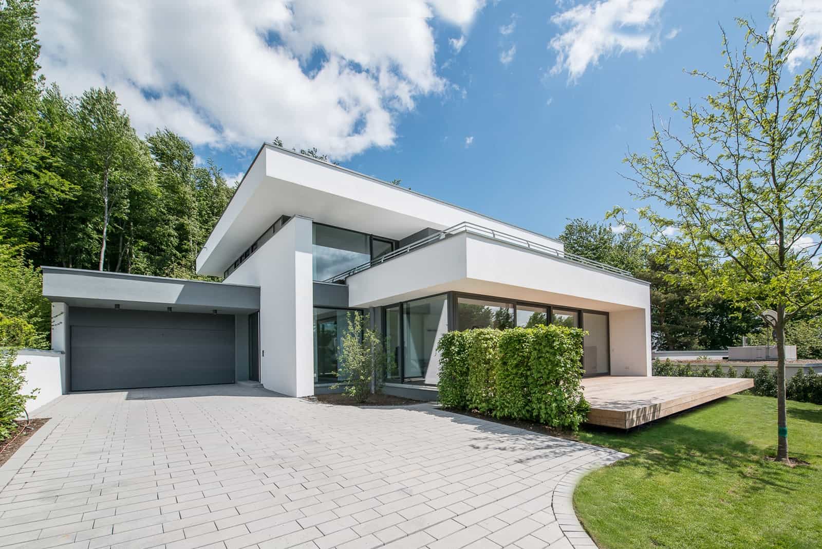 Individuelles Luxushaus bauen in moderner Architektur ...