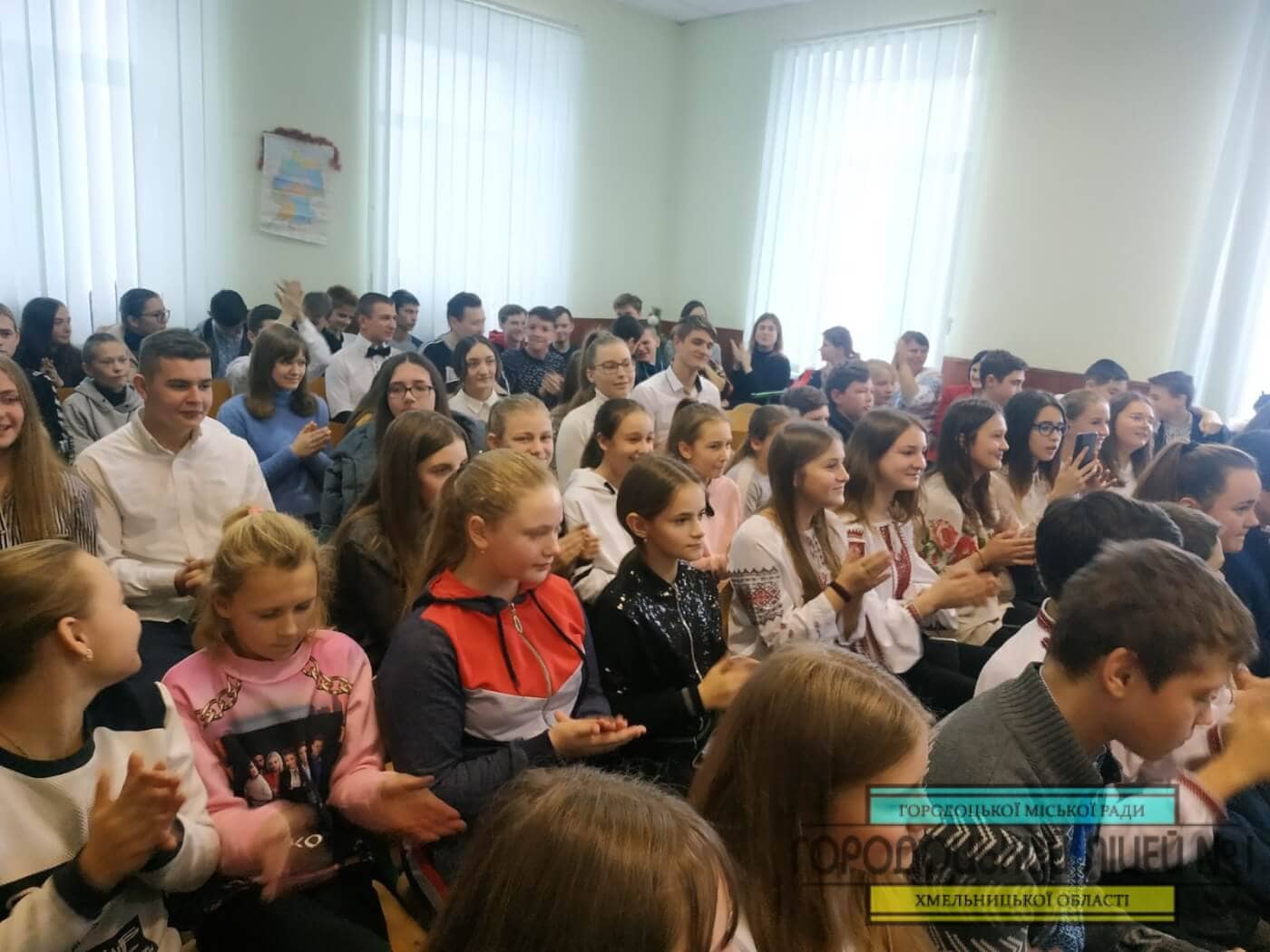 Пісенно-патріотичний урок «Гордімося, друзі, що ми – українці» zobrazhennya viber 2019 12 12 09 38 25 - Пісенно-патріотичний урок «Гордімося, друзі, що ми – українці»