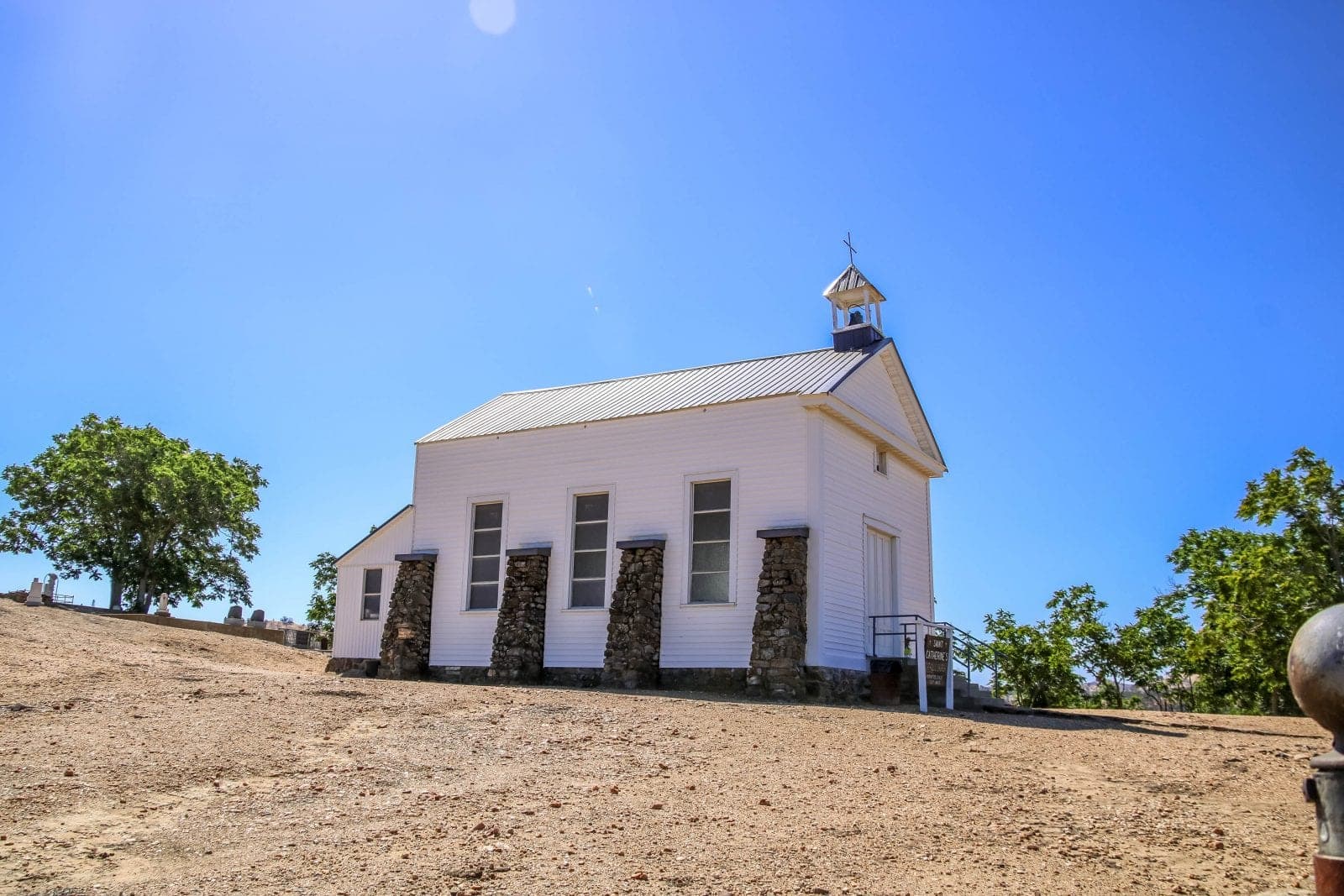 Kirche Hornitos