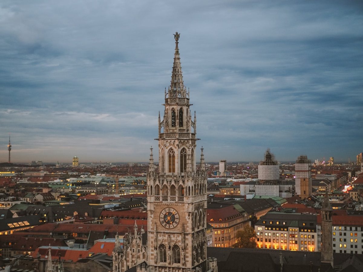 Allerliebstes München — Reisen kennt kein Alter 1 marienplatz in munich