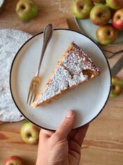 Apfel-Grieß-Kuchen